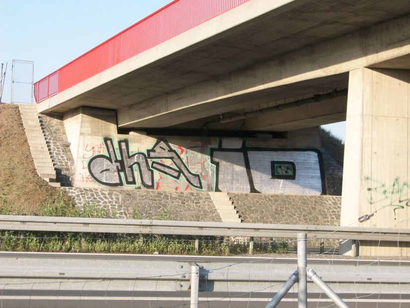 Graffiti Bombing in Wernigerode - Photo by LosPicos - dhr, io