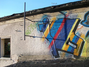 Graffiti Bombing - Photo by LosPicos - io