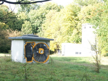 Graffiti Bombing - Photo by LosPicos - io