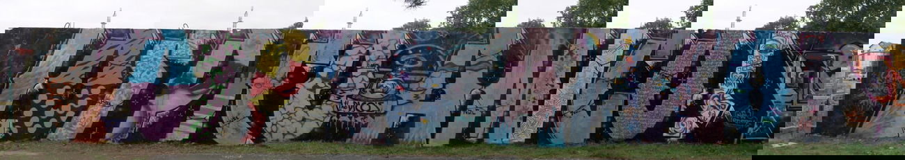 Graffiti Wall - Photo by LosPicos - los, picos