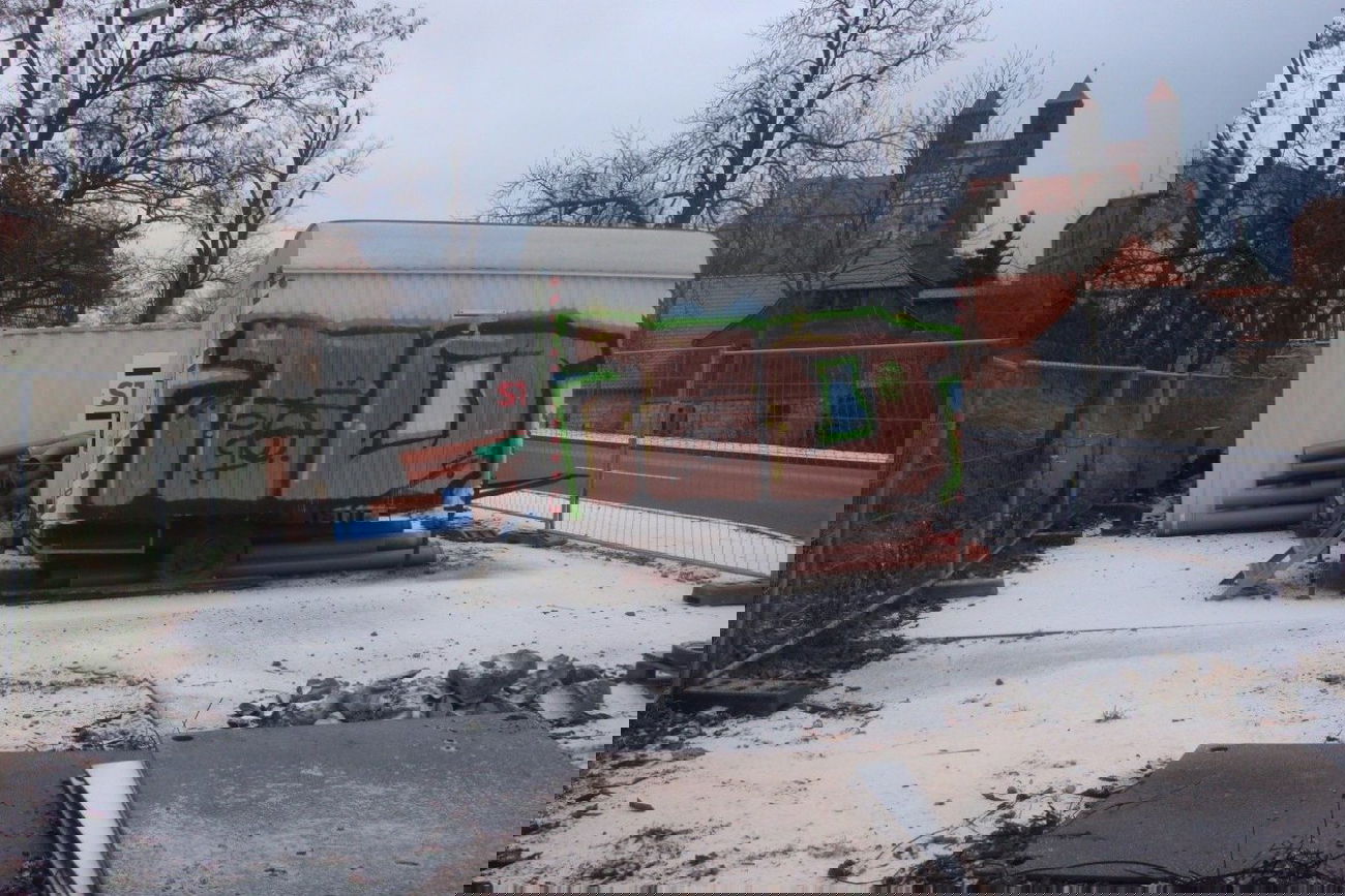 Graffiti Bombing - Photo by LosPicos - io