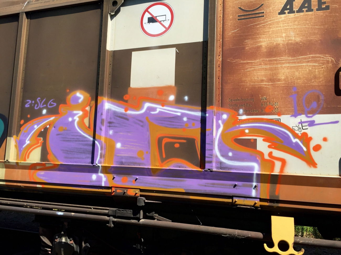 Graffiti Train - Photo by LosPicos - IO (2015)