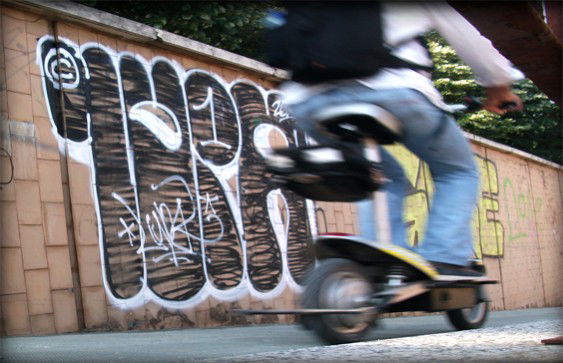 Graffiti Bombing in Sofia - Photo by LupaOne - LUPA, ONE