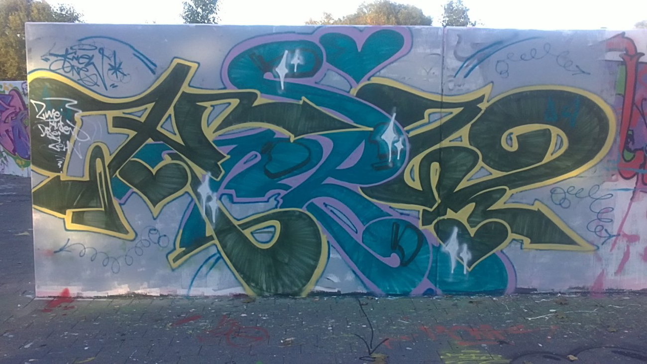 Graffiti Wall - Photo by Lustmolch (2013)