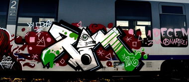 Graffiti Train - Photo by Lux - Lux, zam, zam (2013)