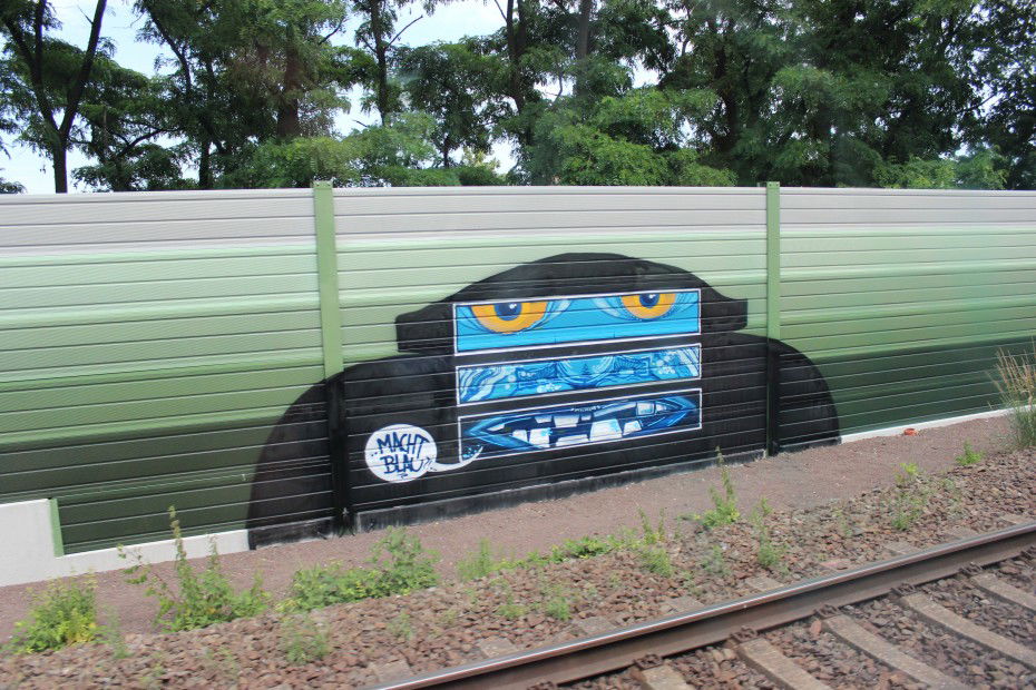 Graffiti Train in Dusseldorf - Photo by MABS - BM, BlueMinded, Blue