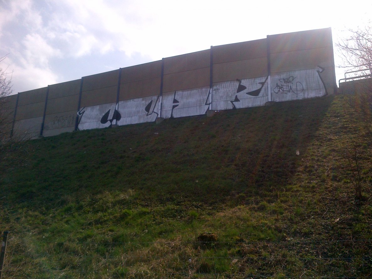 Graffiti Bombing - Photo by MAJSTER - CSHK (2014)