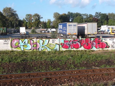 Graffiti Bombing - Photo by MAJSTER - CSHK, B13CSHK (2014)