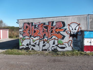 Graffiti Bombing - Photo by MAJSTER - AKET, CSHK (2014)