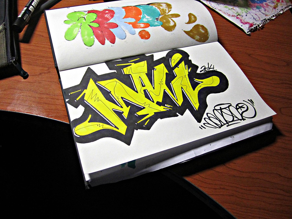 Graffiti Sketch in Pego - Photo by MANIONE - mani, manione (2014)