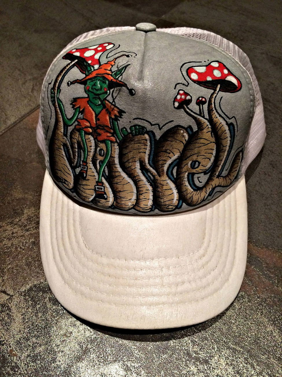 Graffiti Artwork - Photo by MANIONE - CAP (2015)