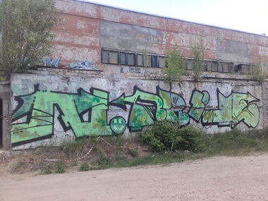 Graffiti Wall - Photo by MENO - Near_crime