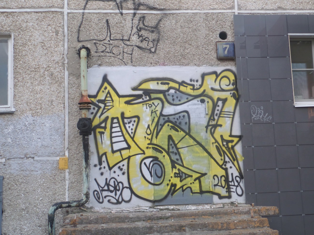 Graffiti Wall - Photo by MENO - NCK (2018)