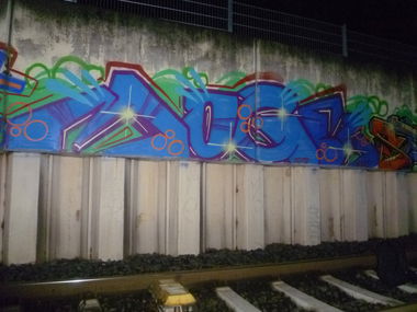 Graffiti Bombing - Photo by MGBonn - Mogel, C4