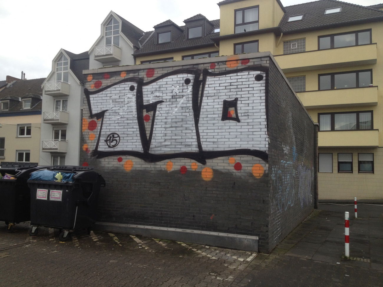 Graffiti Bombing - Photo by MGBonn - 110