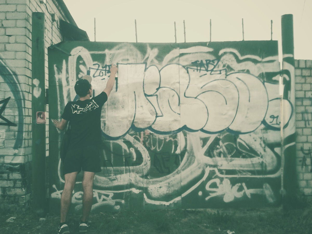 Graffiti Bombing - Photo by MIASA - miaso