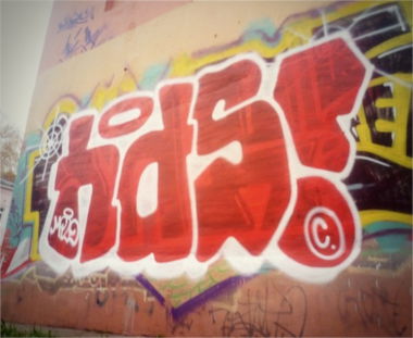 Graffiti Wall - Photo by MILD - Hds, crew