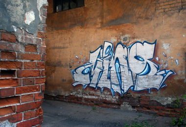Graffiti Bombing in Irkutsk - Photo by MING - ming, irkutsk, russia (2013)