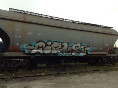 Graffiti Train - Photo by MINUS - minus