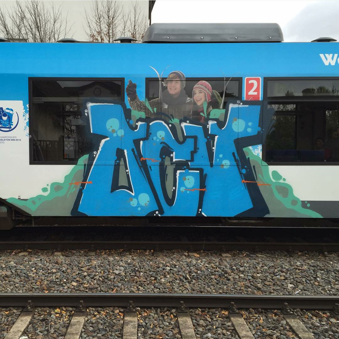 Graffiti Train - Photo by MOLOTOW1 - dcv, ayc, dcvs (2015)