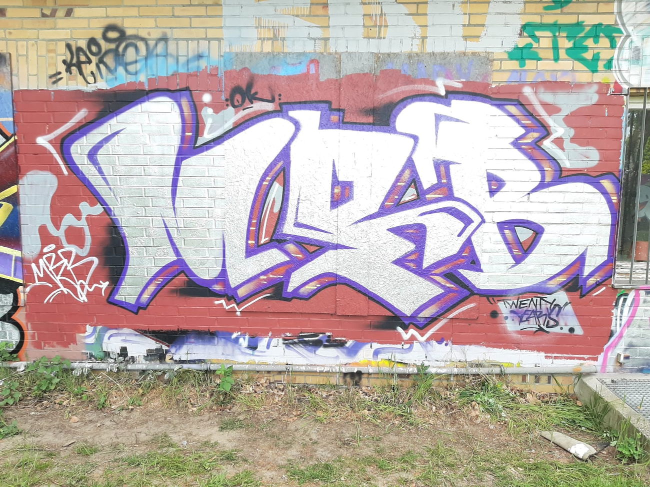 Graffiti Wall - Photo by MRB - MRB (2020)
