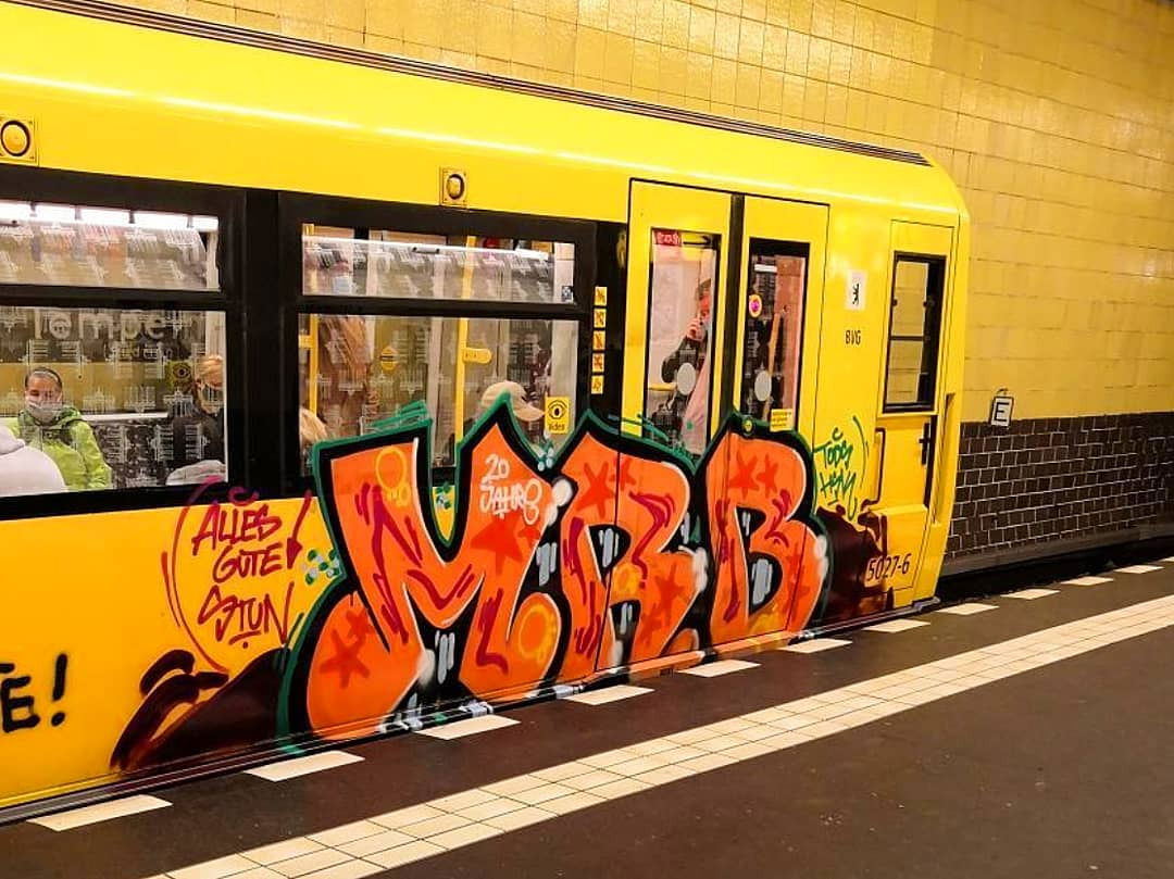 Graffiti Train - Photo by MRB - MRB, 20jahre (2020)