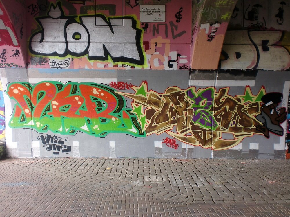 Graffiti Wall - Photo by MRB - MRB, B2S