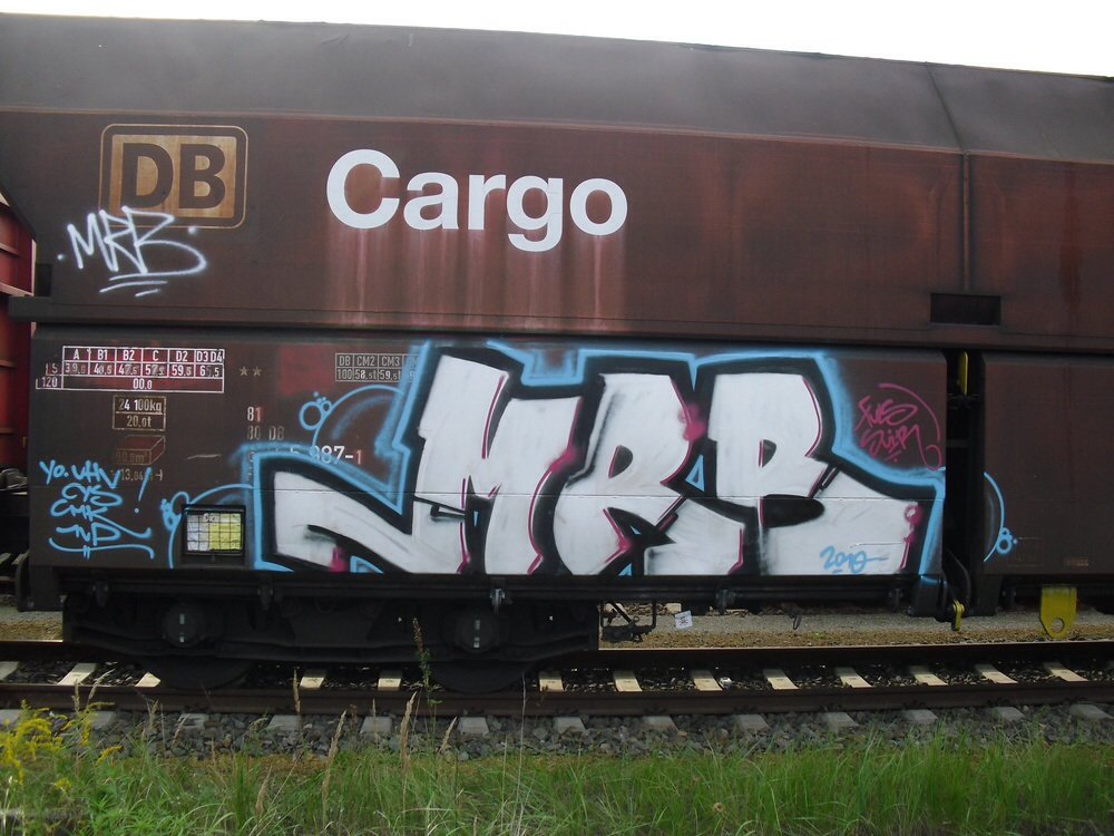 Graffiti Train - Photo by MRB - MRB