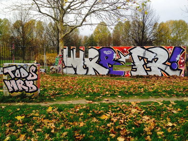 Graffiti Bombing - Photo by MRB - MRB, FR