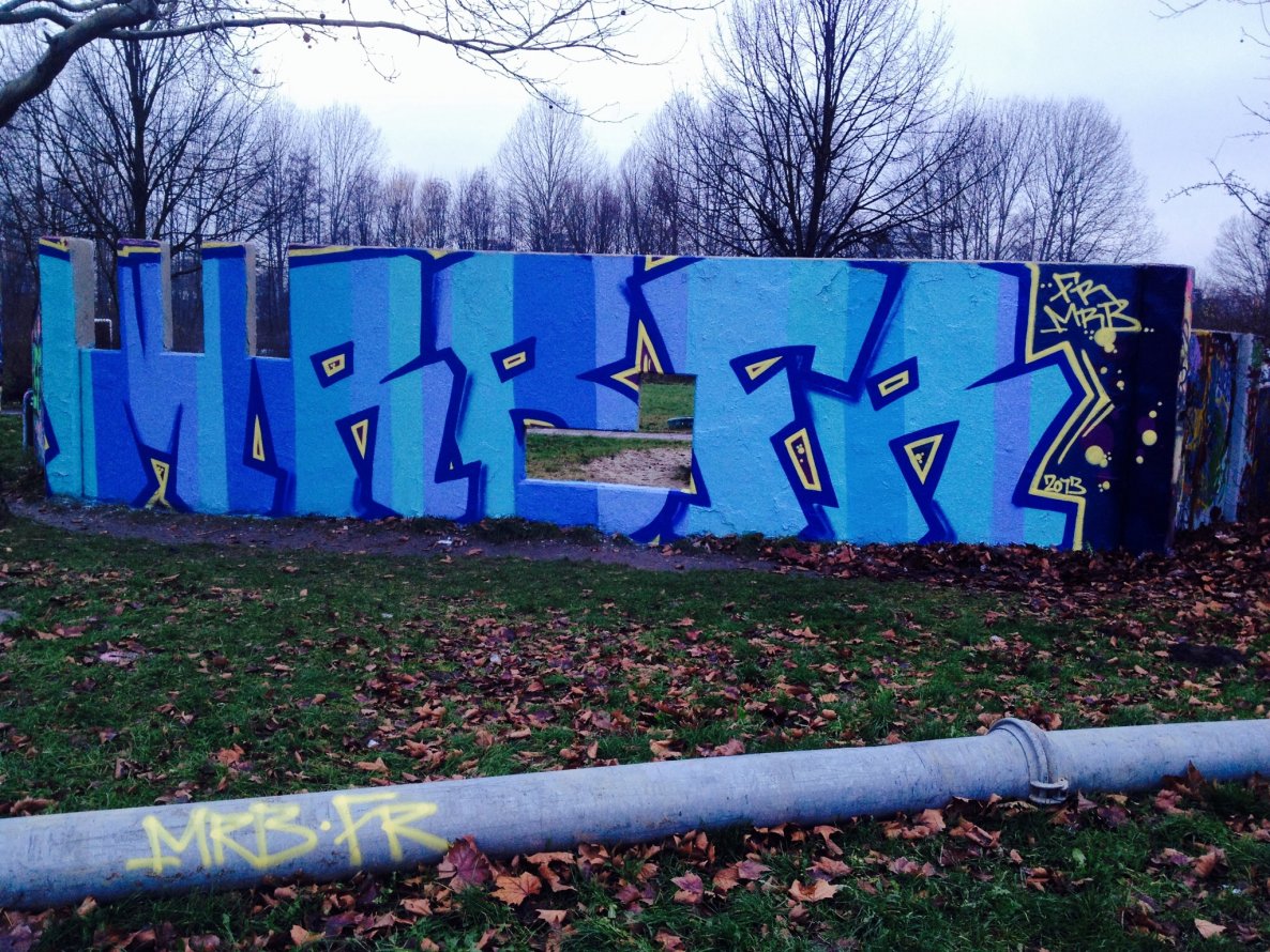 Graffiti Bombing - Photo by MRB - MRB, FR