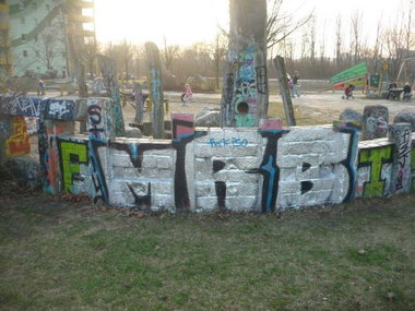 Graffiti Bombing - Photo by MRB - MRB