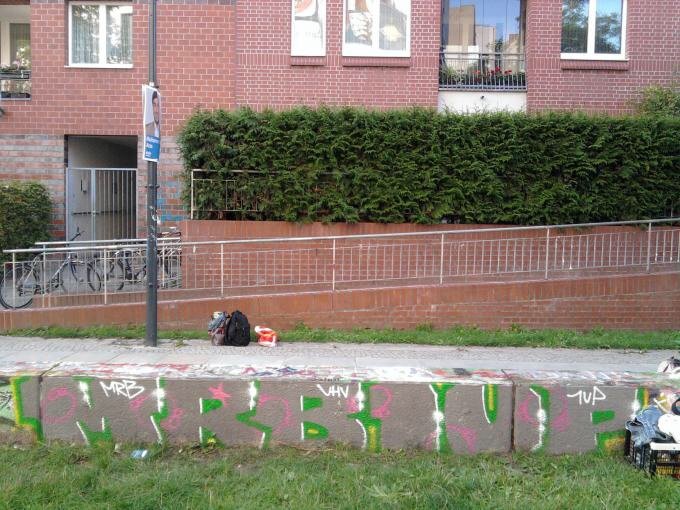 Graffiti Bombing - Photo by MRB - MRB, 1Up