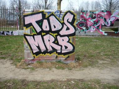 Graffiti Bombing - Photo by MRB - TODS, MRB