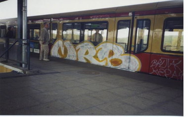 Graffiti Train - Photo by MRB - MRB