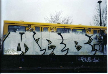 Graffiti Train - Photo by MRB - MRB