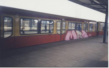 Graffiti Train - Photo by MRB - MRB