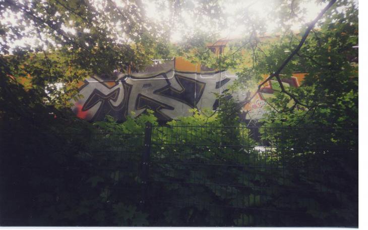Graffiti Train - Photo by MRB - MRB (2003)