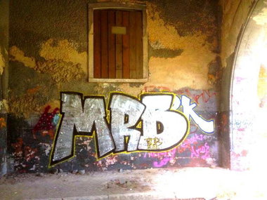 Graffiti Bombing - Photo by MRB - MRB (2014)