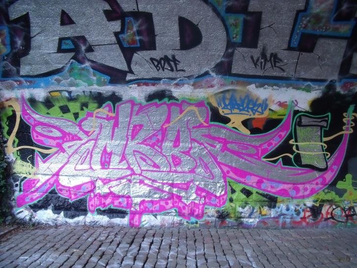 Graffiti Wall - Photo by MRB - MRB (2014)