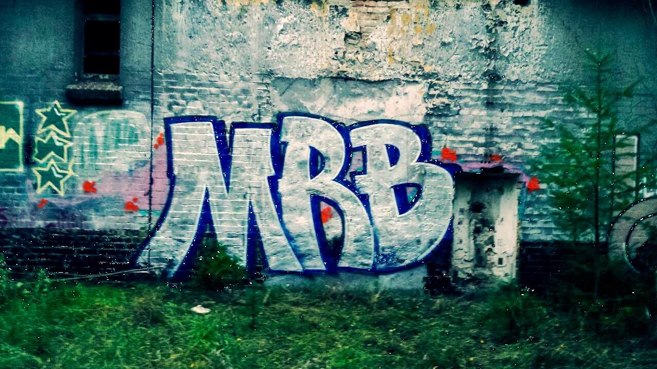 Graffiti Bombing - Photo by MRB - MRB (2014)