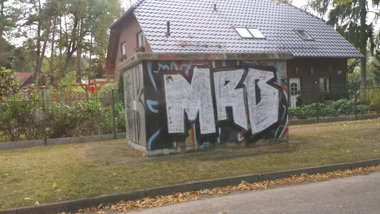 Graffiti Bombing - Photo by MRB - MRB (2014)