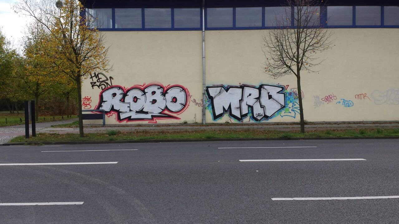 Graffiti Bombing - Photo by MRB - ROBO, MRB (2014)