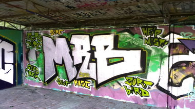 Graffiti Bombing - Photo by MRB - MRB (2014)