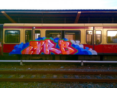 Graffiti Train - Photo by MRB - MRB (2014)