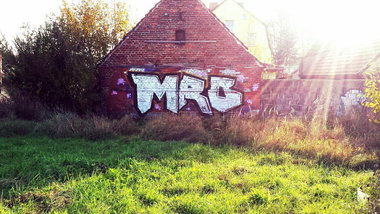 Graffiti Bombing - Photo by MRB - MRB (2014)