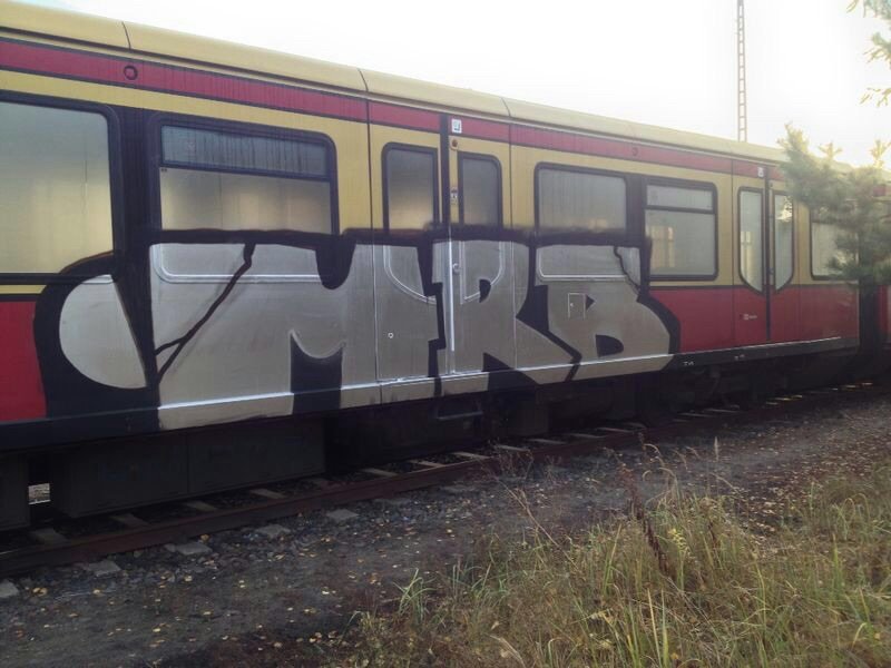 Graffiti Train - Photo by MRB - MRB (2014)