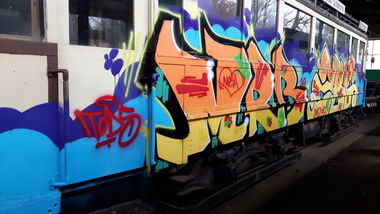 Graffiti Train - Photo by MRB - MRB, 28C (2017)