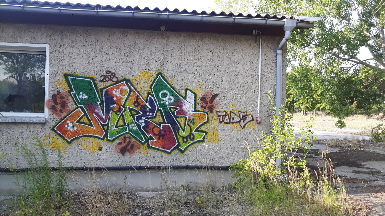 Graffiti Artwork - Photo by MRB - MRB (2018)