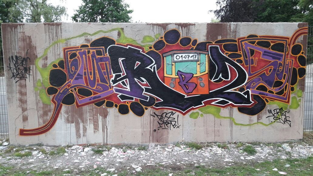 Graffiti Wall - Photo by MRB - MRB2S, MRB, B2S (2017)