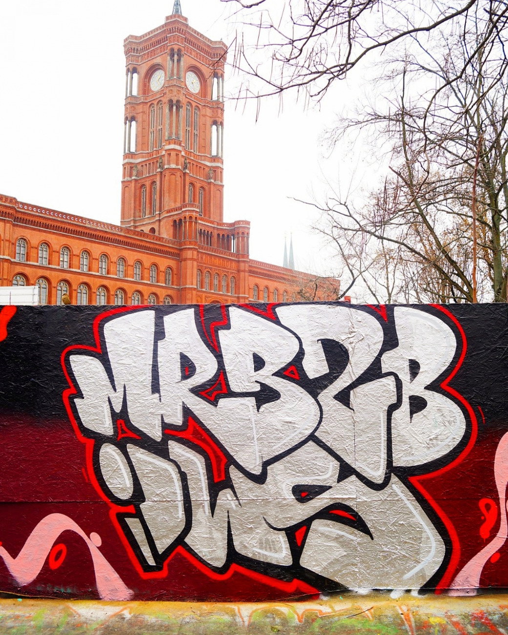 Graffiti Wall - Photo by MRB - MRB, B2B (2019)